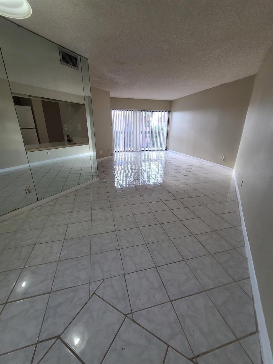 1880 N CONGRESS Avenue # 409, West Palm Beach FL 33401