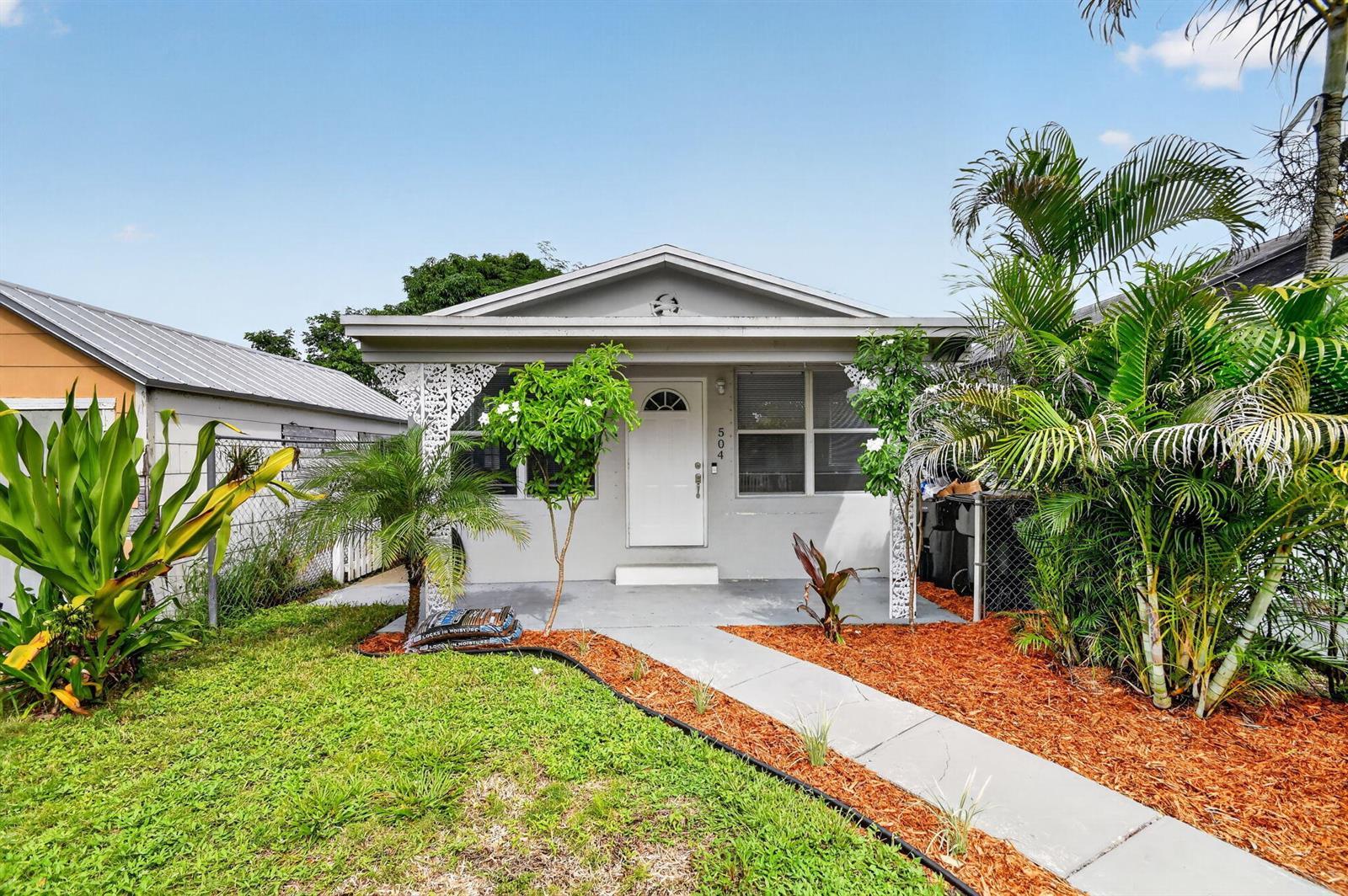504 N E Street, FL 33460