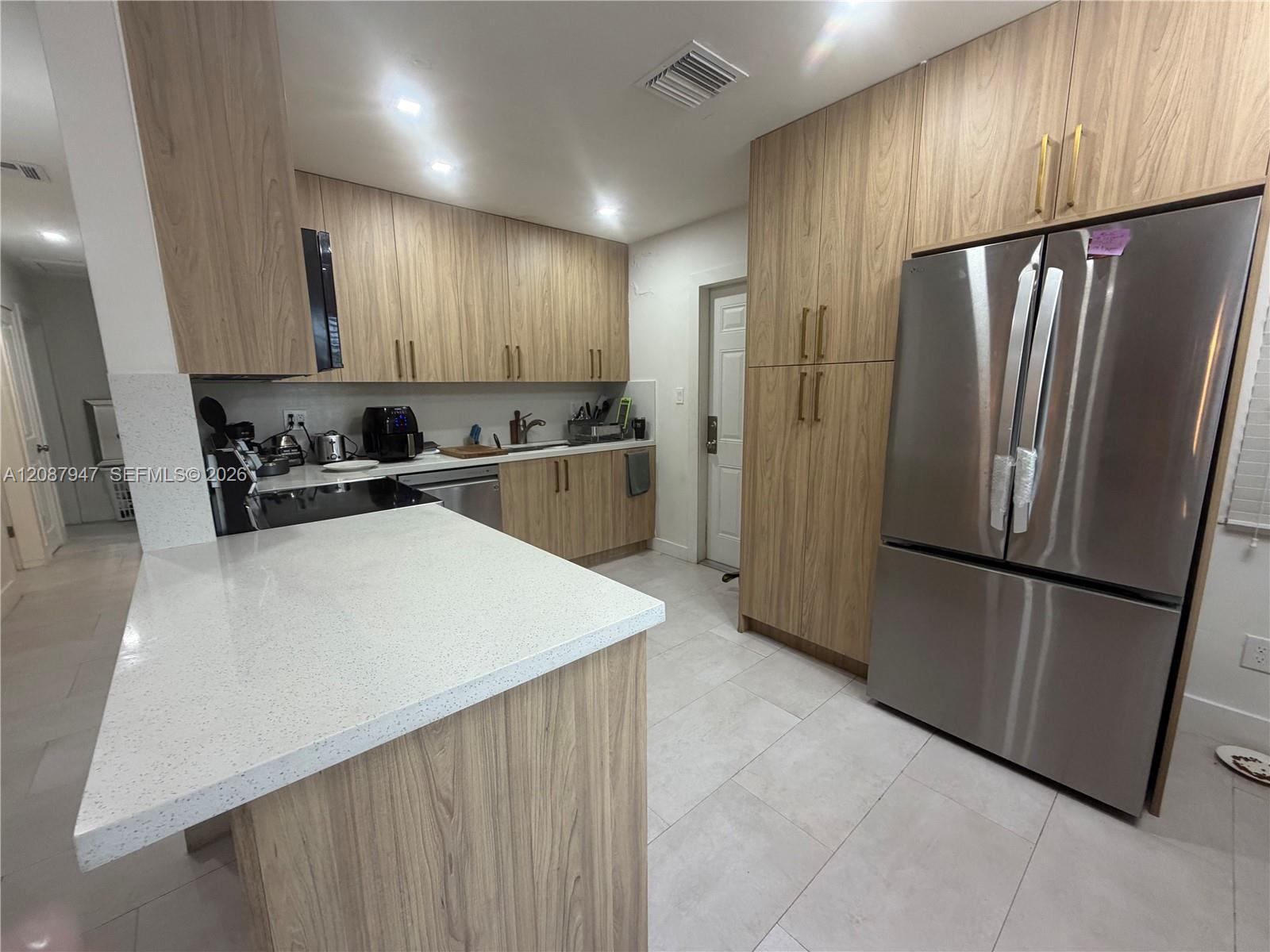 3495 W 13th Ave, Hialeah FL 33012 photo 4