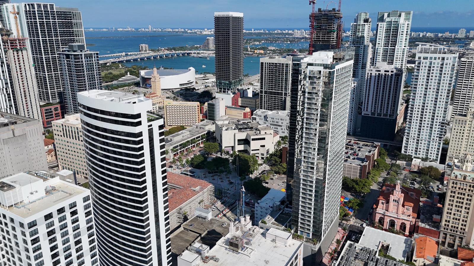 225 N MIAMI Avenue # 2207, Miami FL 33128 photo 2