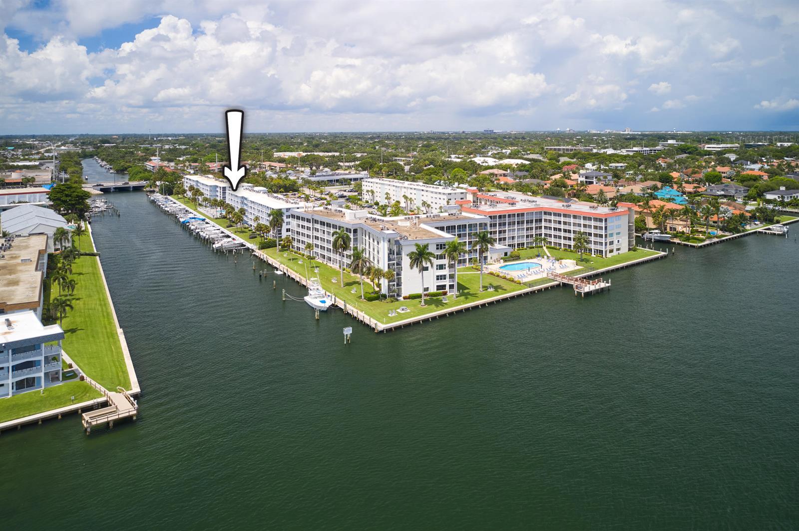 104 Paradise Harbour Boulevard # 402, North Palm Beach FL 33408