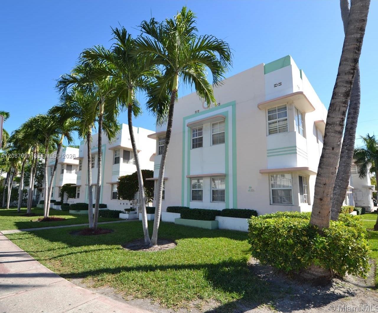540 15th St # 204, Miami Beach FL 33139