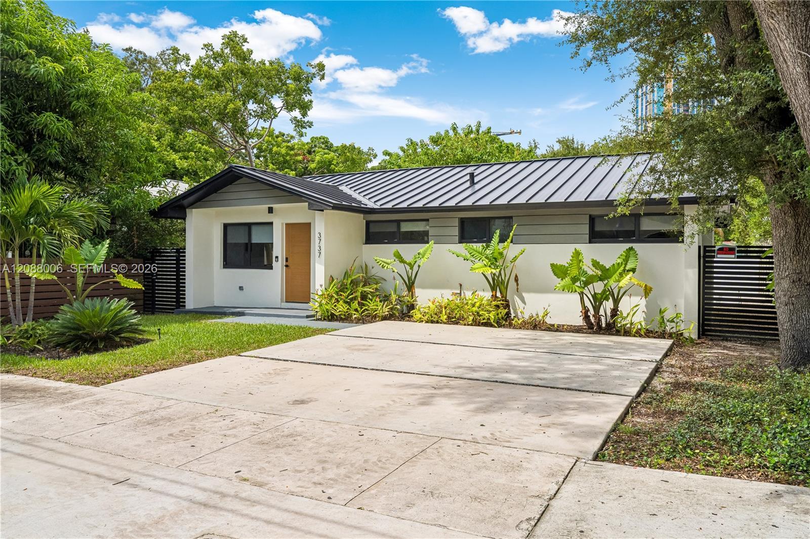 3737 Frow Ave, Miami FL 33133 photo 3