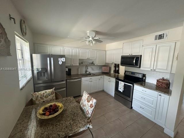 2 Briarwood Cir # 112, Hollywood FL 33024 photo 2