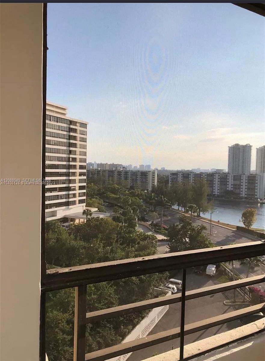 600 Three Islands Blvd # 807, Hallandale Beach FL 33009 photo 2