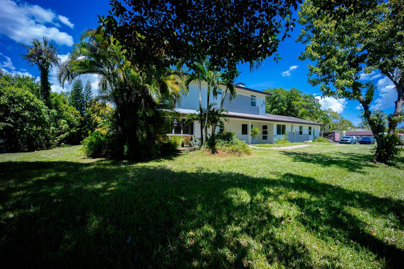 9435 EL PASO Drive, Lake Worth FL 33467