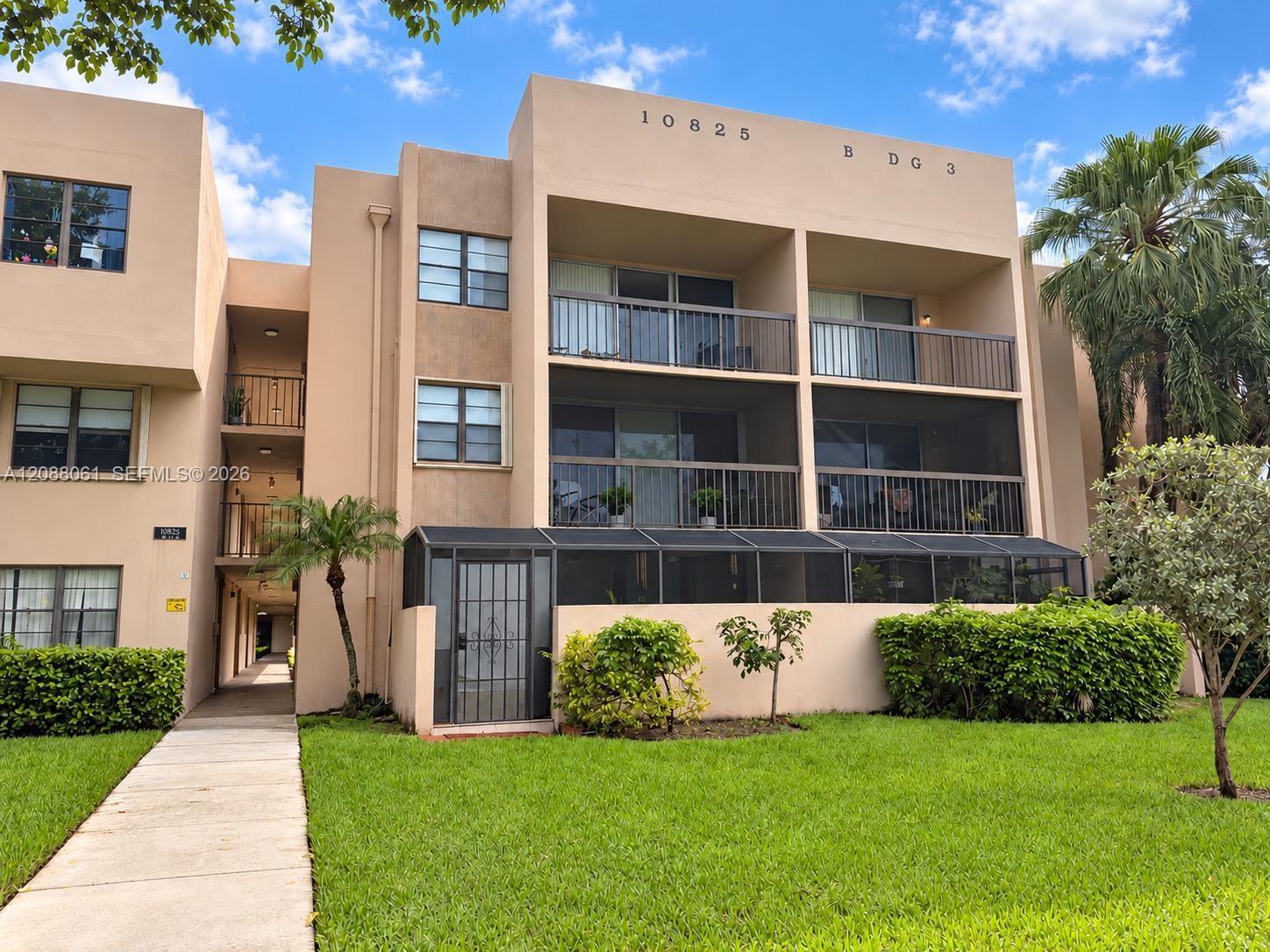 10625 SW 112th Ave # 111, Miami FL 33176 photo 2