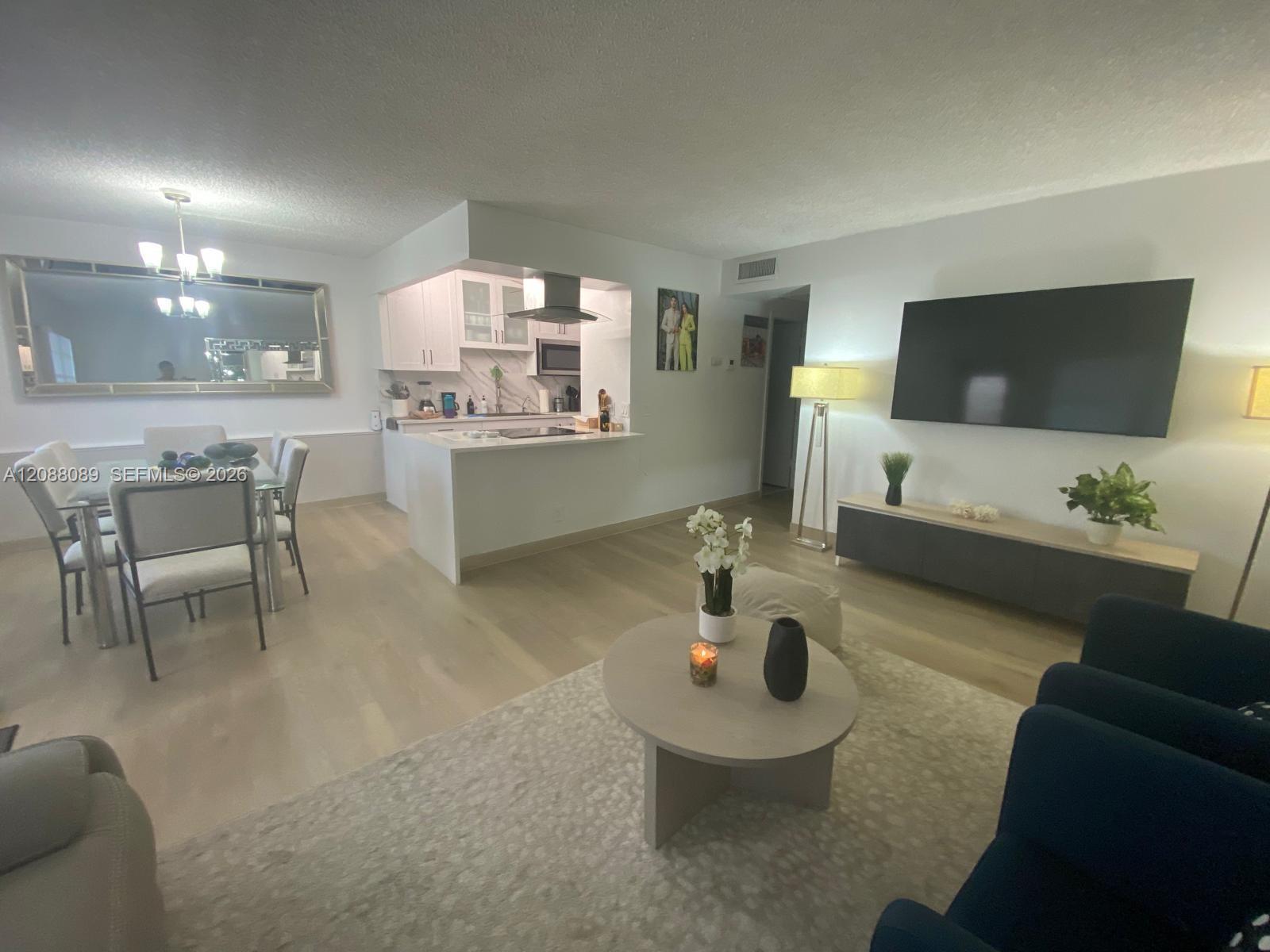 4076 E Guildford E # 4, Boca Raton FL 33434 photo 3