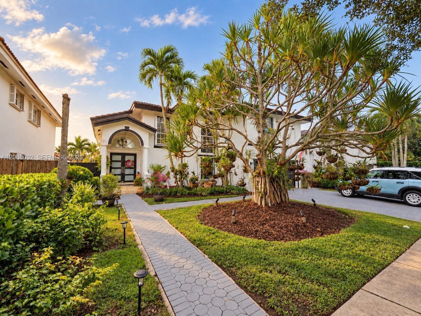 16020 SW 42nd Ter, Miami FL 33185 photo 4