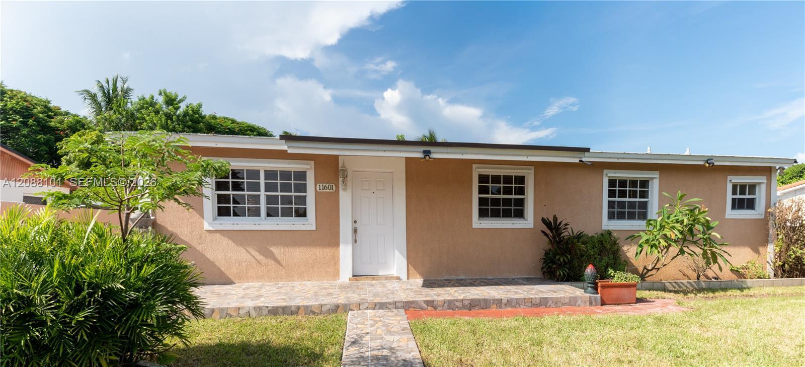 11601 SW 183rd St, Miami FL 33157 photo 4