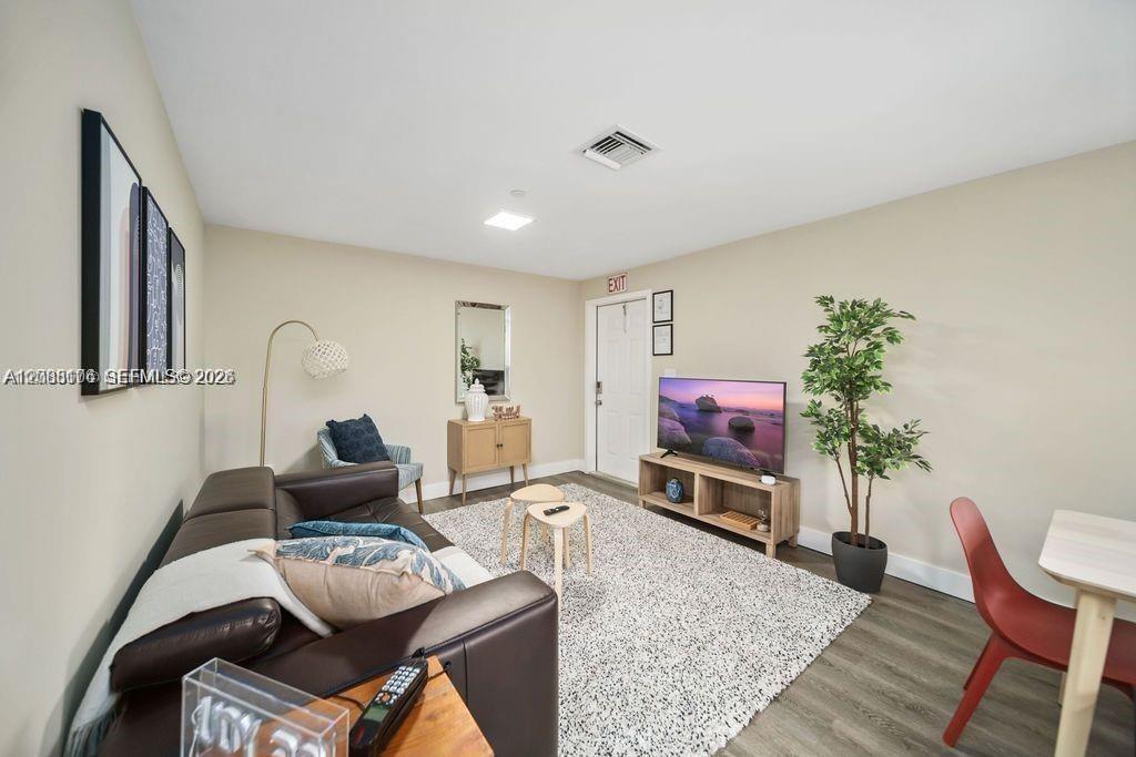 2324 Garfield St # 4, Hollywood FL 33020