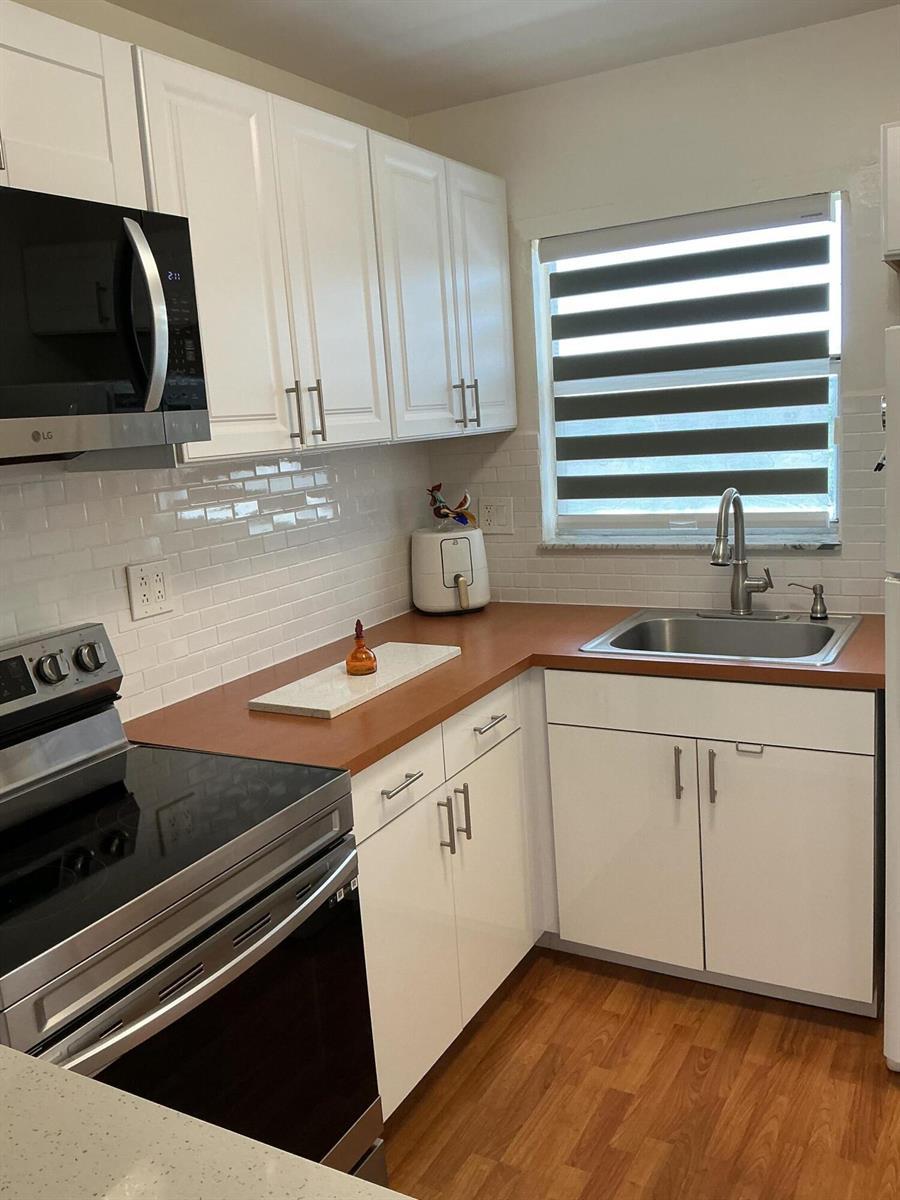 2720 N Pine Island Road # 305, Sunrise FL 33322 photo 2