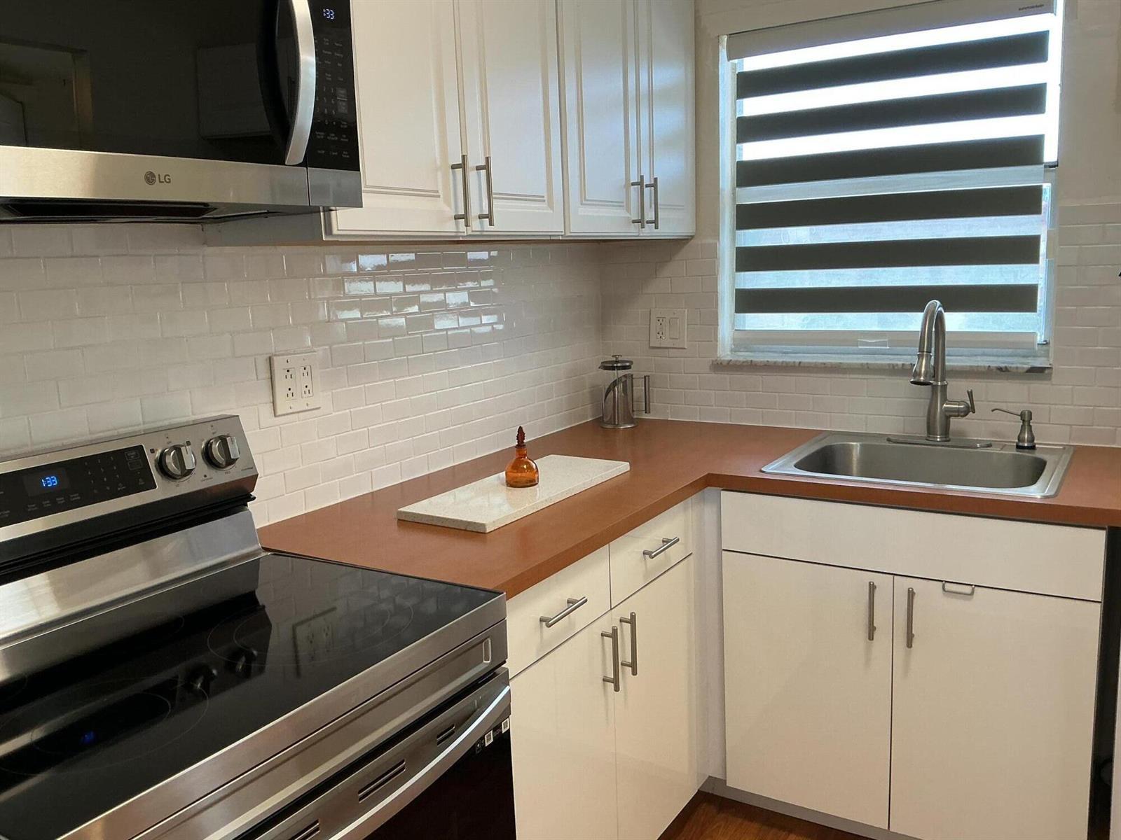 2720 N Pine Island Road # 305, Sunrise FL 33322 photo 3