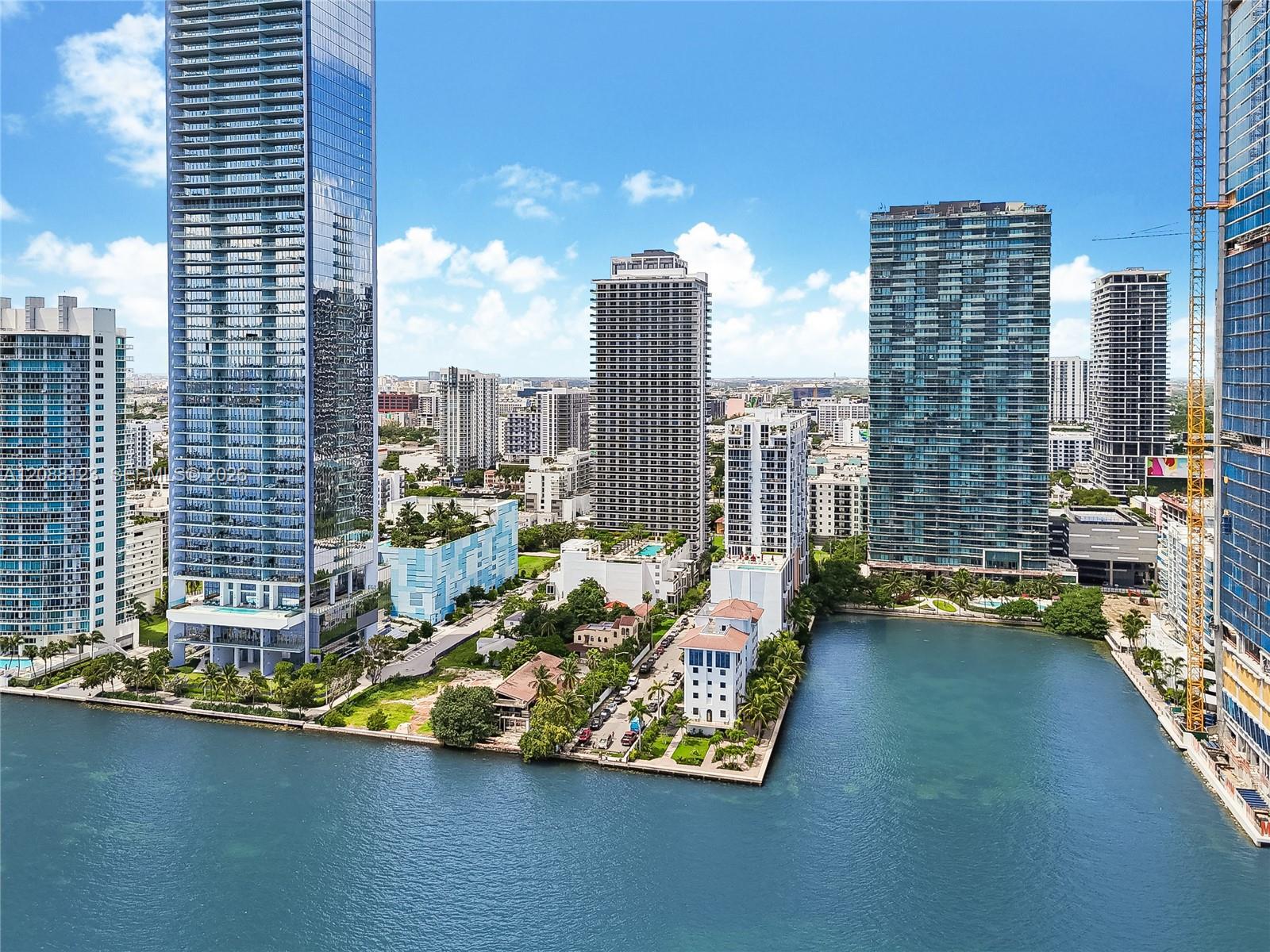 600 NE 27th St # 704, Miami FL 33137