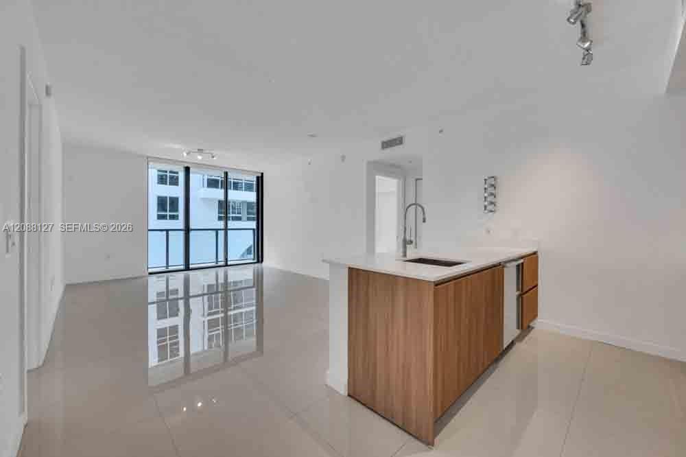 201 SW 17th Rd # 302, Miami FL 33129