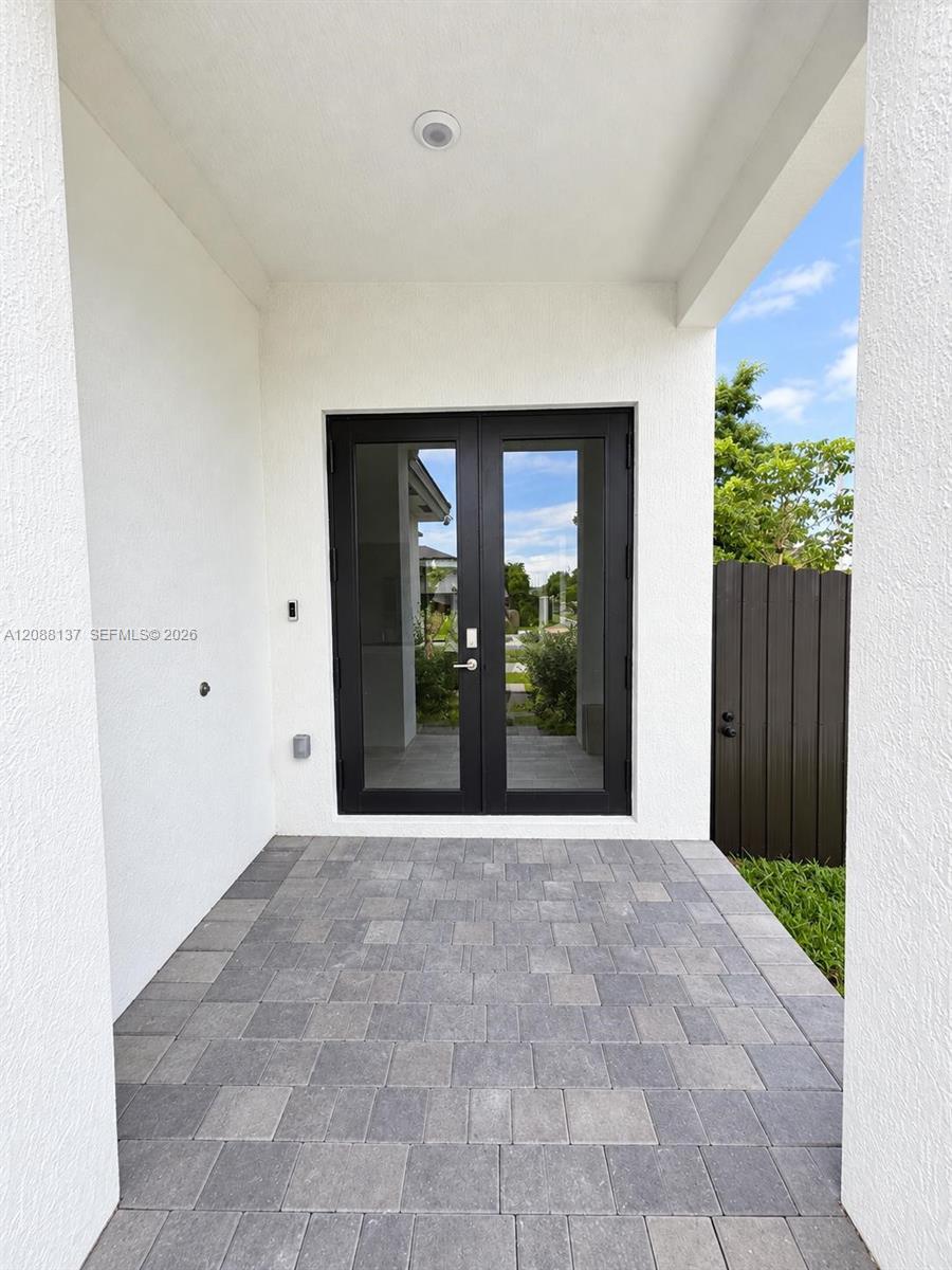 23185 SW 117th Path # 0, Miami FL 33170 photo 2