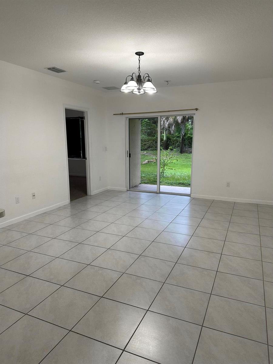 3779 WHITNEY PARK Lane, FL 33463 photo 4