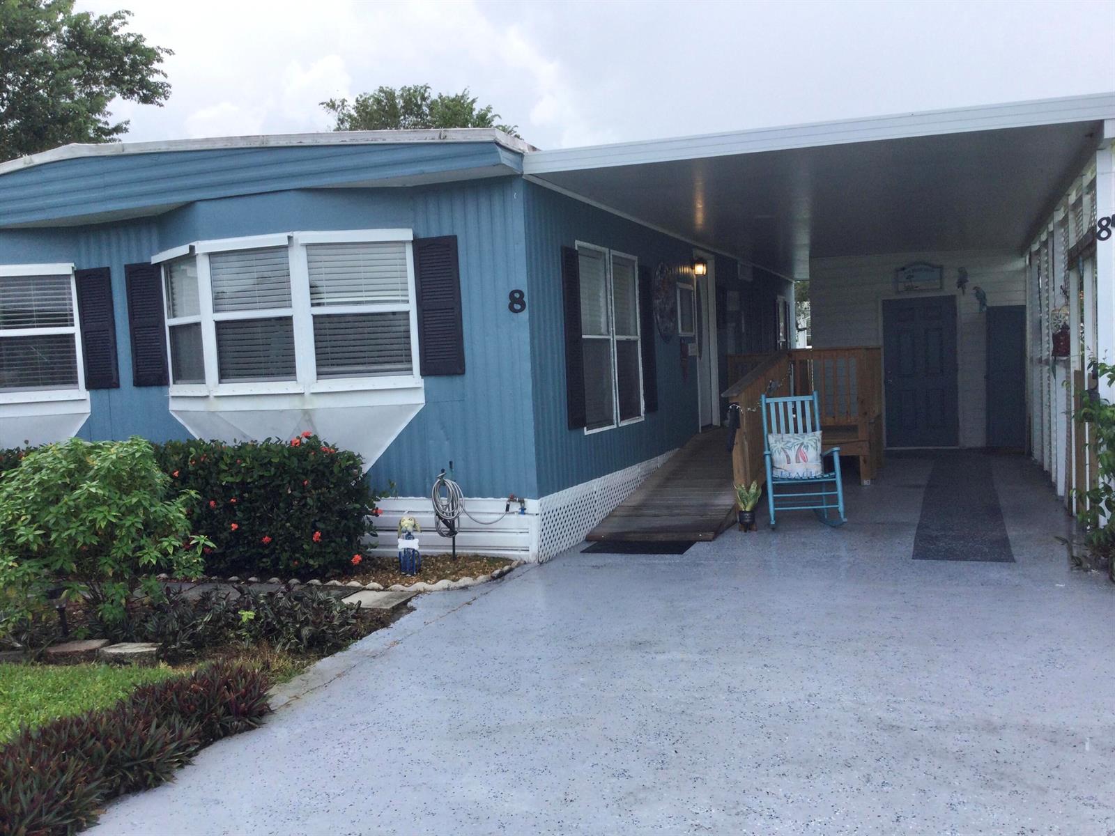 8 Santa Fe Lane, Port St. Lucie FL 34952