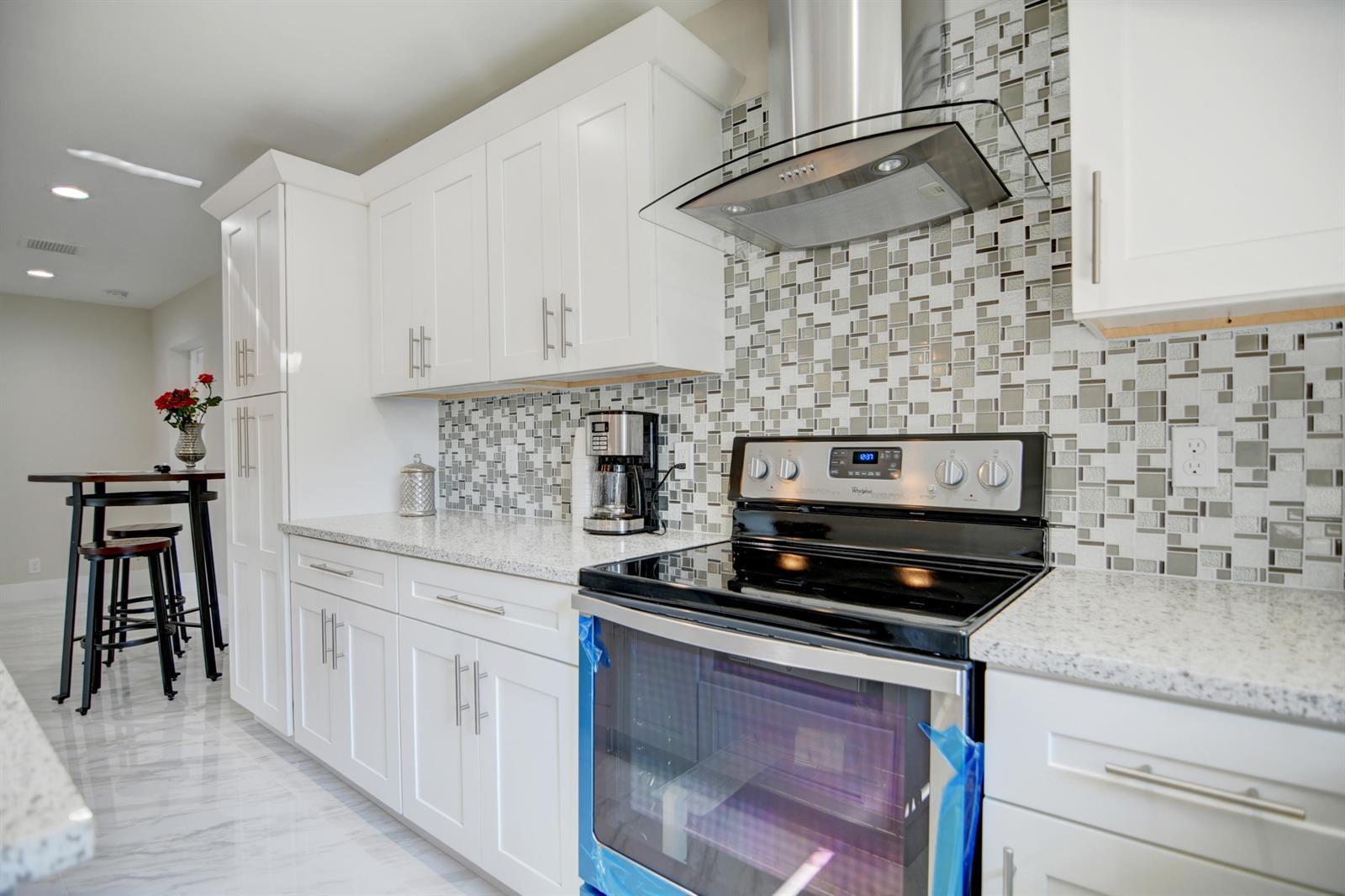 1970 NE 35TH Street, Lighthouse Point FL 33064 photo 4