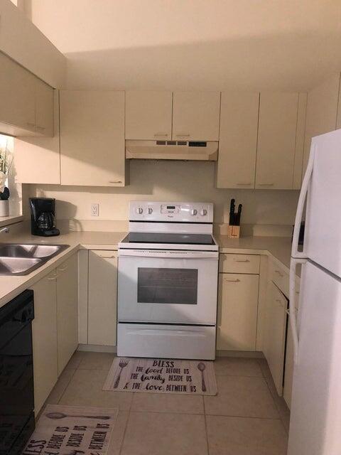 13825 YARMOUTH Drive # C, Wellington FL 33414 photo 5
