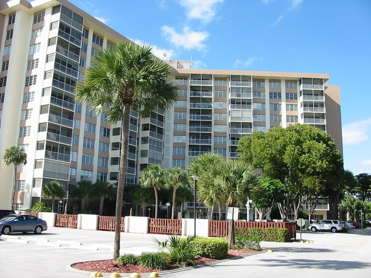 10777 W SAMPLE Road # 619, Coral Springs FL 33065