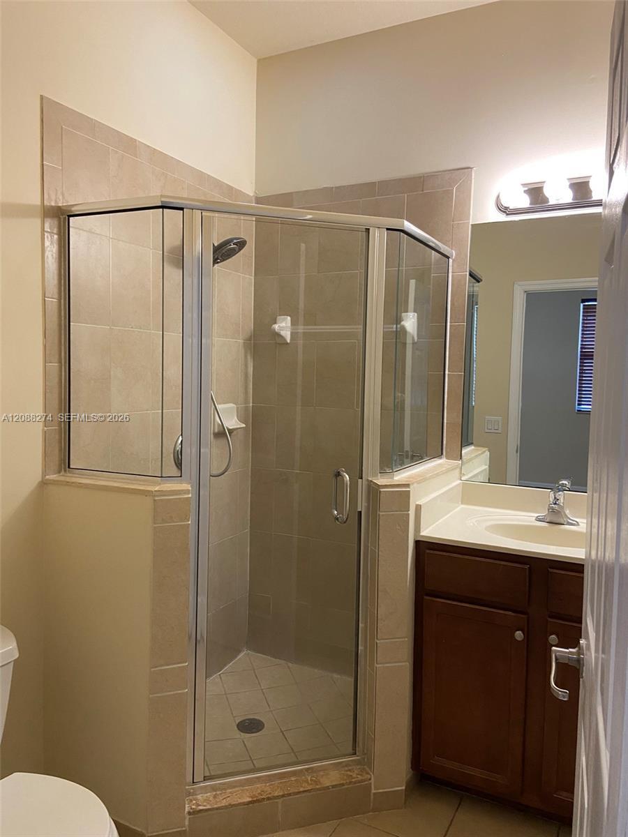 16945 SW 90th Terr Ci Ter, Miami FL 33196 photo 5