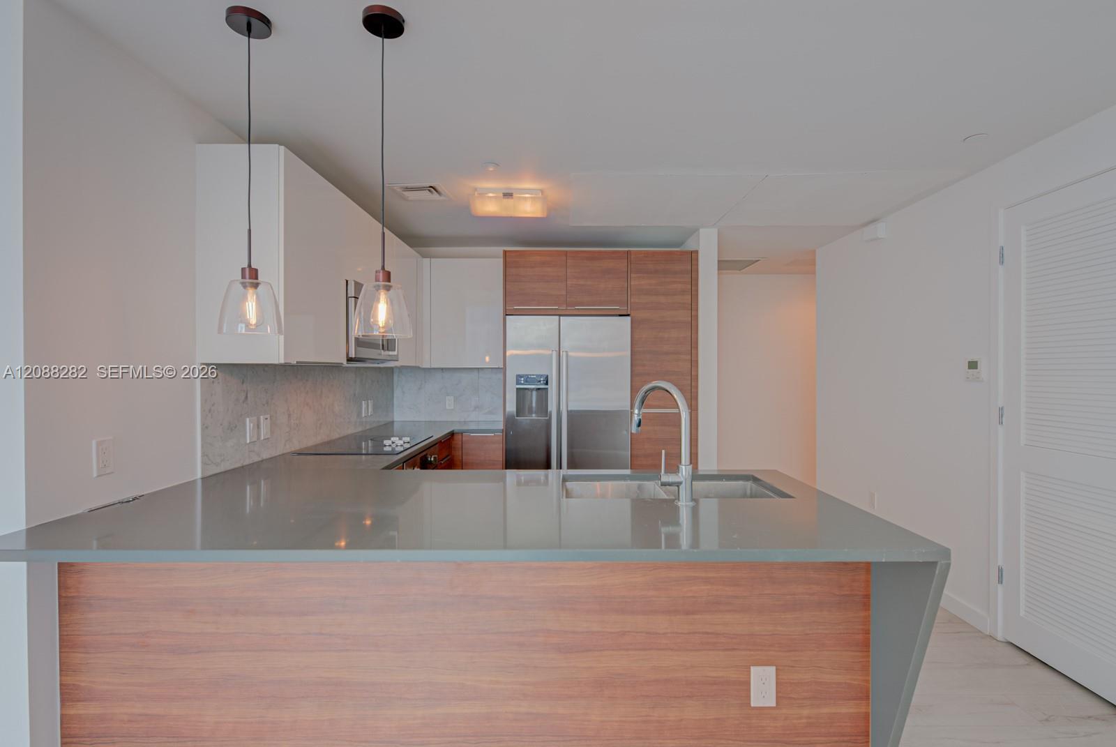 601 NE 27th St # 1502, Miami FL 33137 photo 3