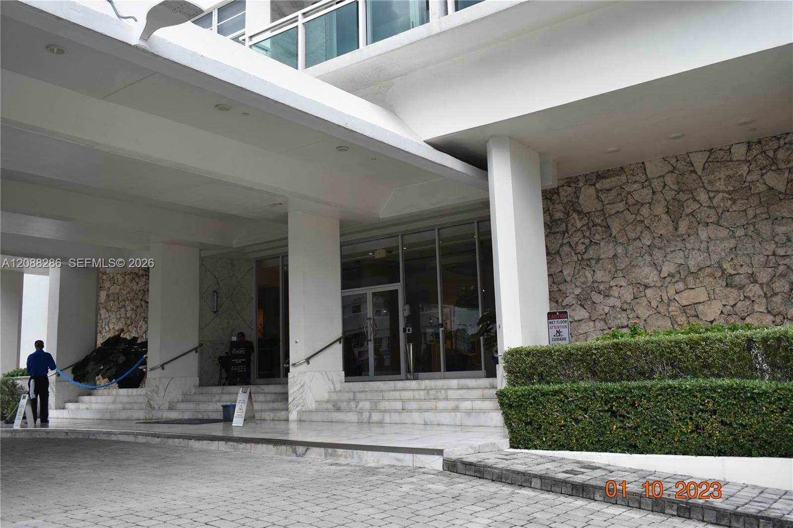 Miami Beach, FL 33141 photo 2