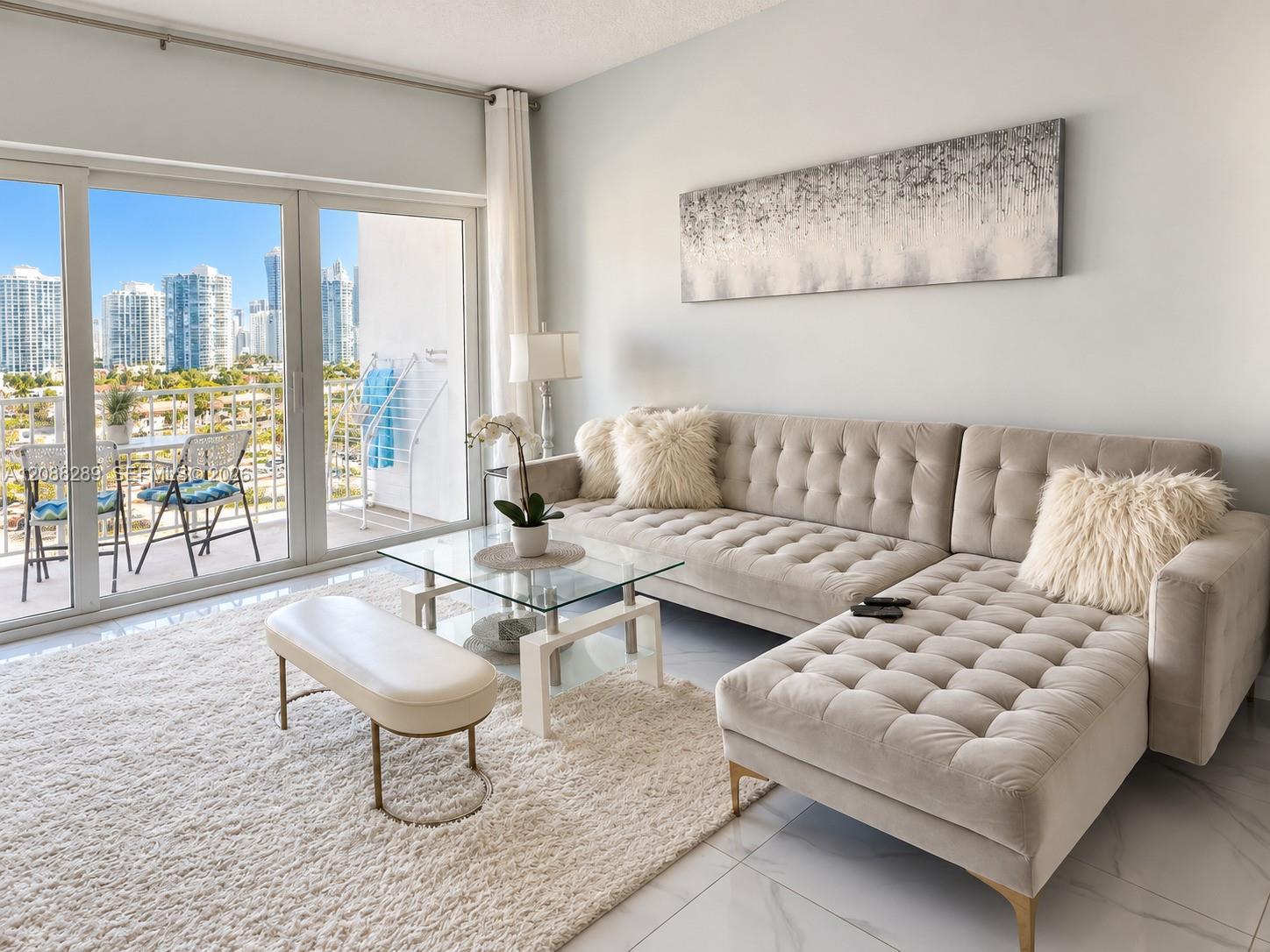 500 Bayview Dr # 717, Sunny Isles Beach FL 33160 photo 2