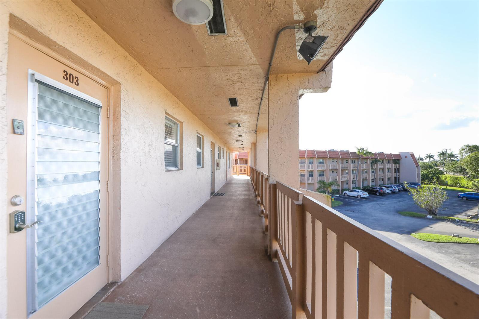 6850 ROYAL PALM Boulevard # 303G, Margate FL 33063 photo 3