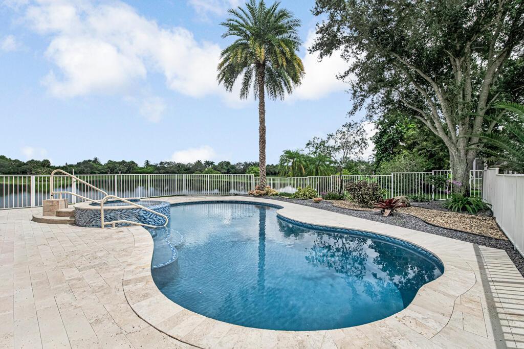 6525 MURANO Way, Lake Worth FL 33467 photo 3