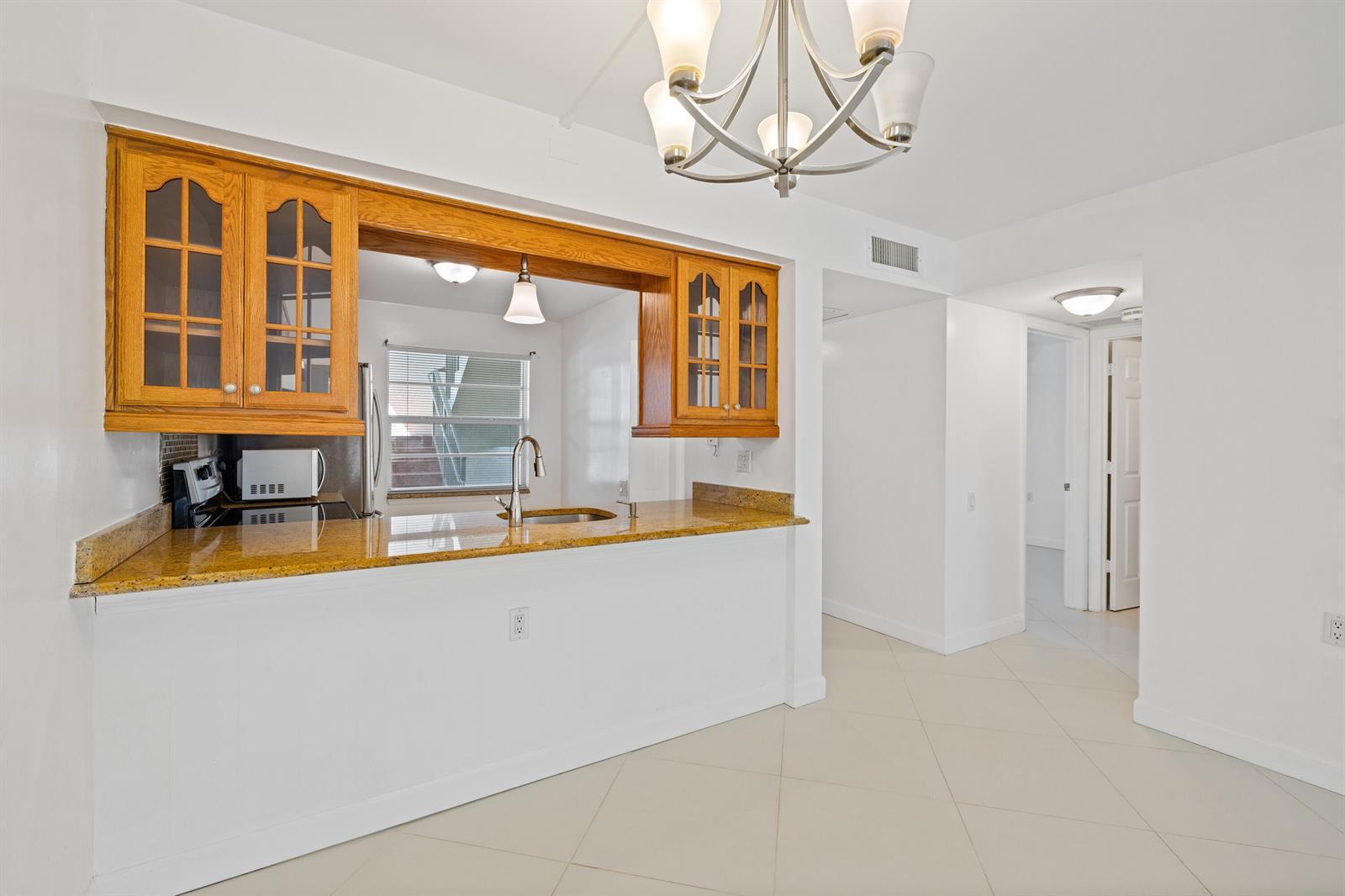 1105 BAHAMA Bend # A1, Coconut Creek FL 33066 photo 4