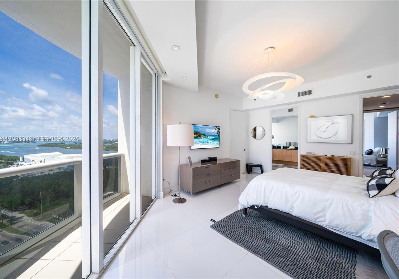 15811 Collins Ave # 2006, Sunny Isles Beach FL 33160 photo 4