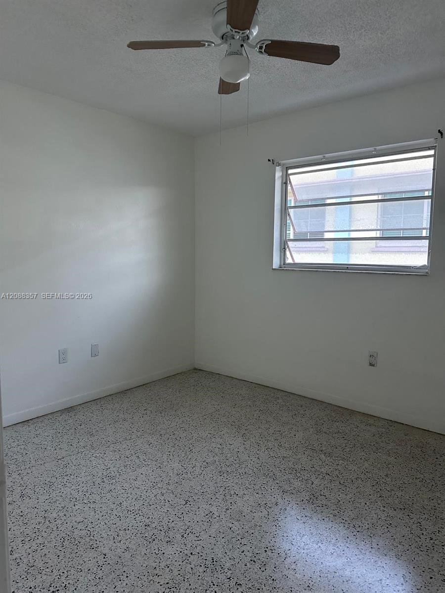 822 SW 6th St # 1, Miami FL 33130 photo 4