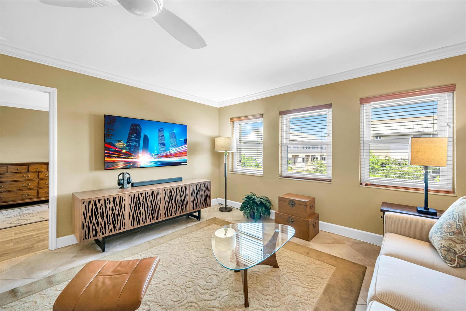 615 NE 12th Avenue # 301, Fort Lauderdale FL 33304 photo 5