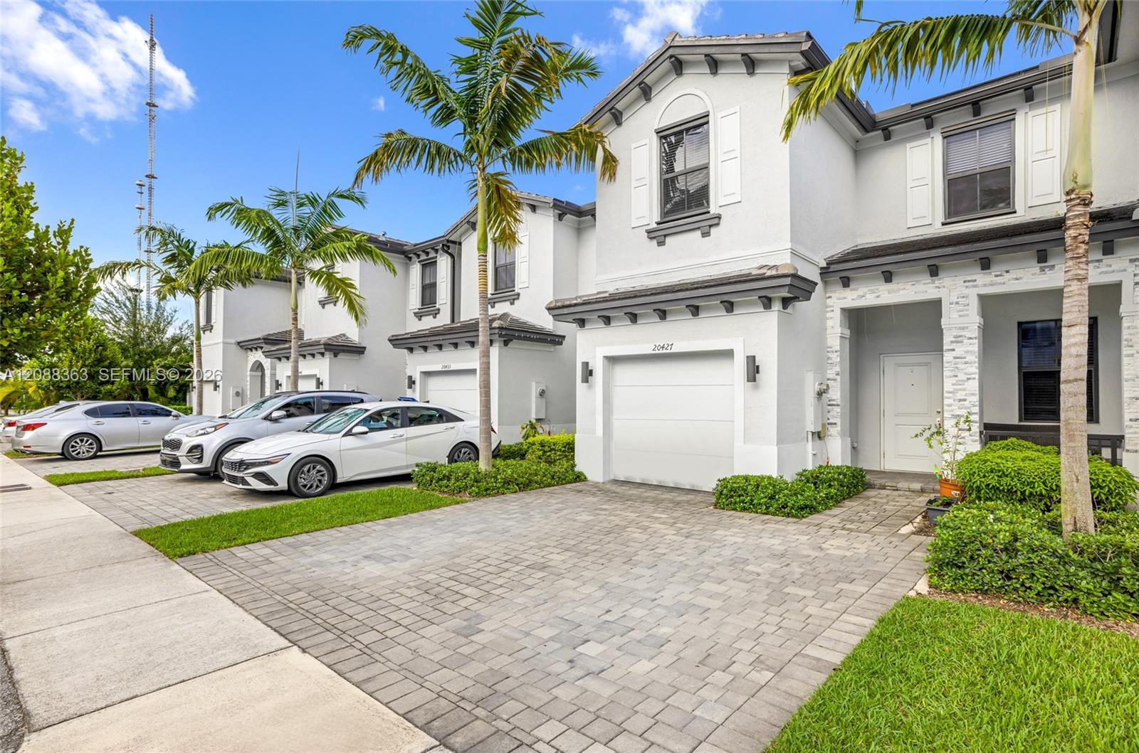 20427 NW 4th Ct, Miami Gardens FL 33169 photo 2