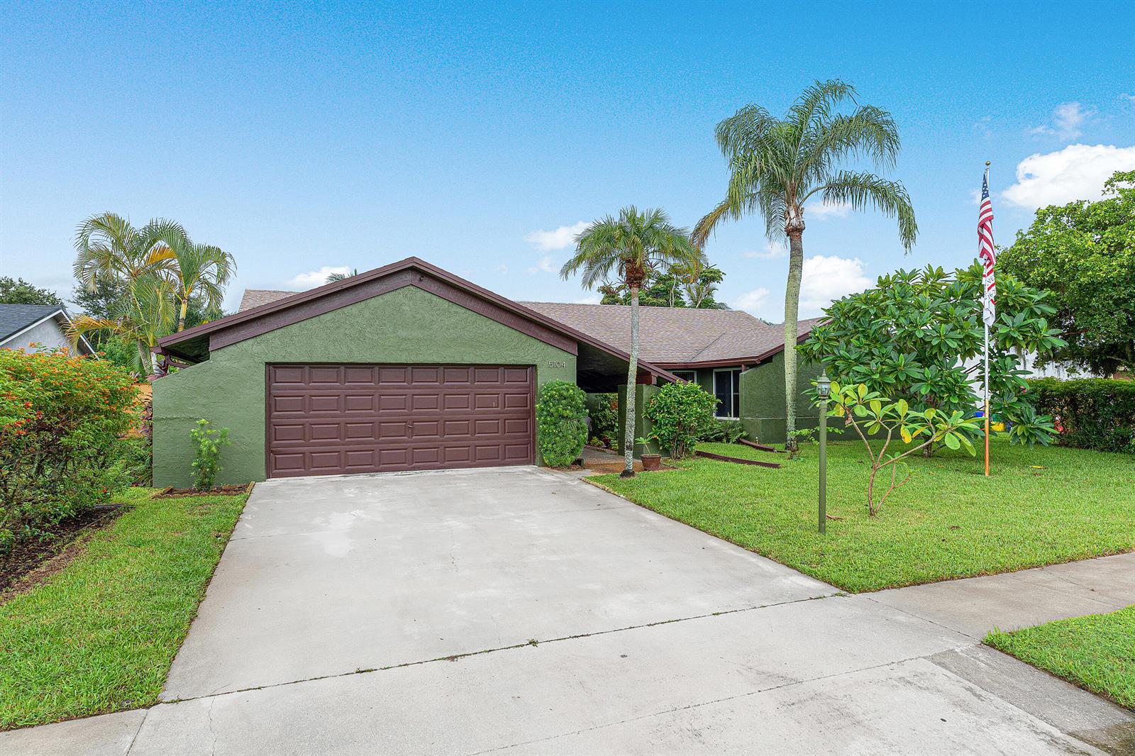 5104 Candlewood Court, Lake Worth FL 33467