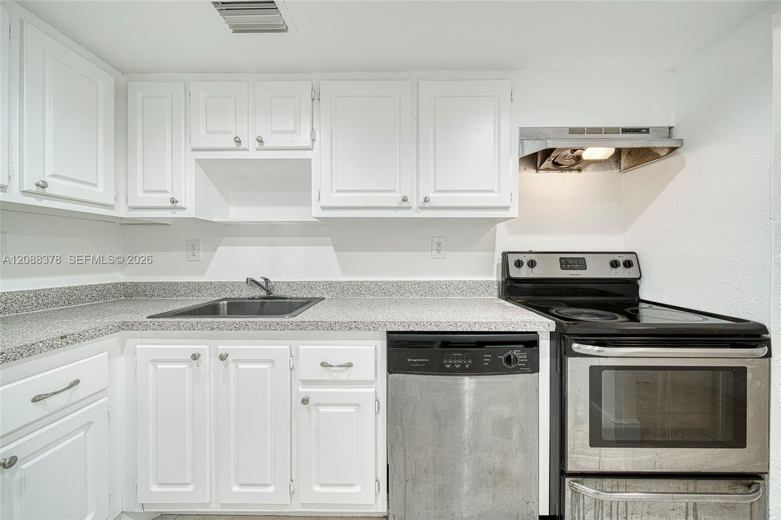 1805 Sans Souci Blvd # 122, North Miami FL 33181 photo 3