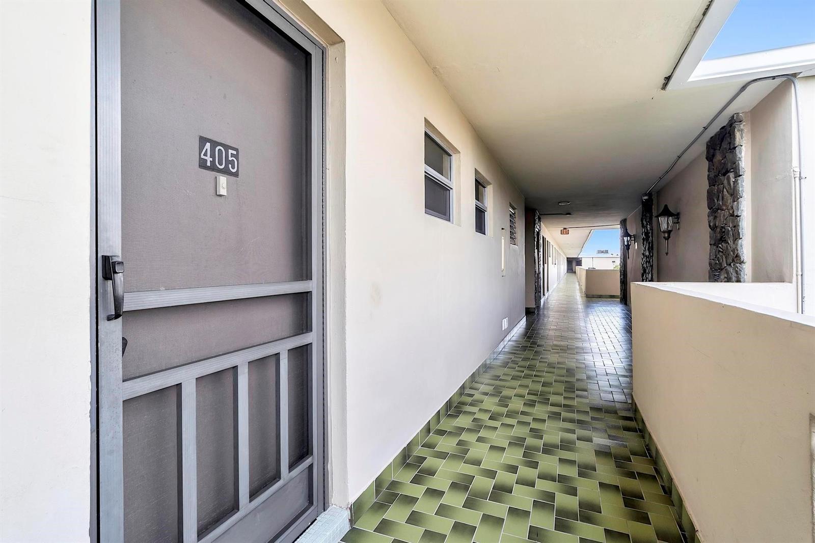 1690 NE 191st Street # 1, North Miami Beach FL 33179 photo 3