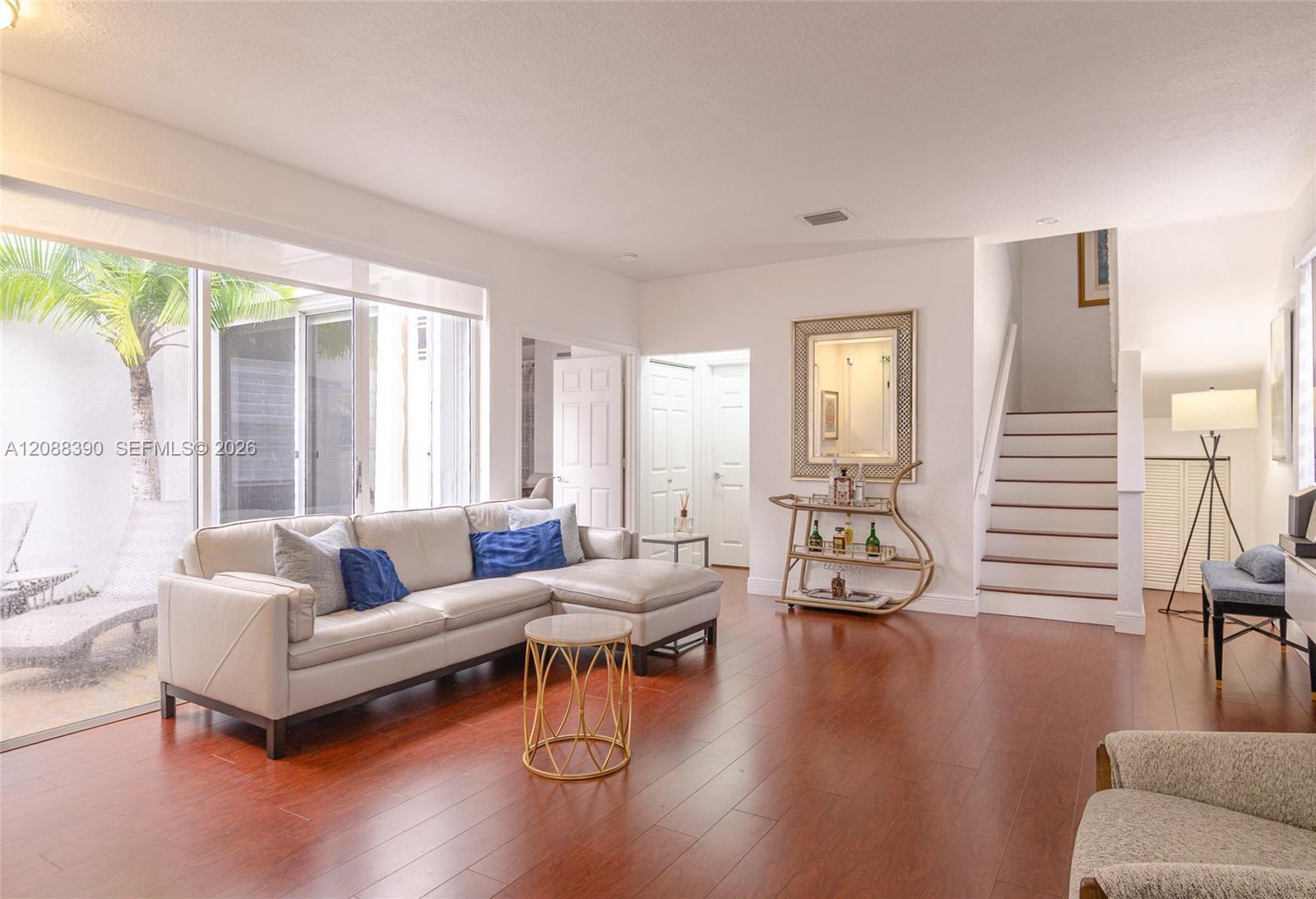 1115 Cherrypalm, Hollywood FL 33019 photo 3