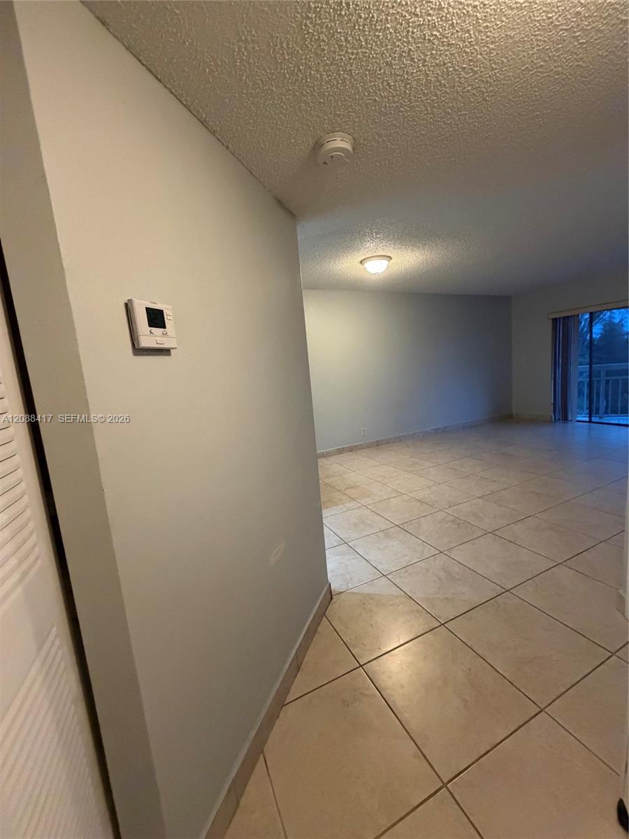 8290 Lake Dr # 540, Doral FL 33166
