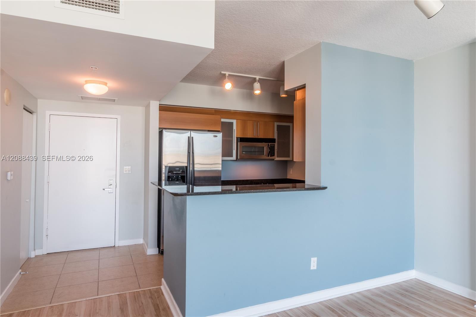 335 Biscayne Blvd # 3904, Miami FL 33131 photo 5