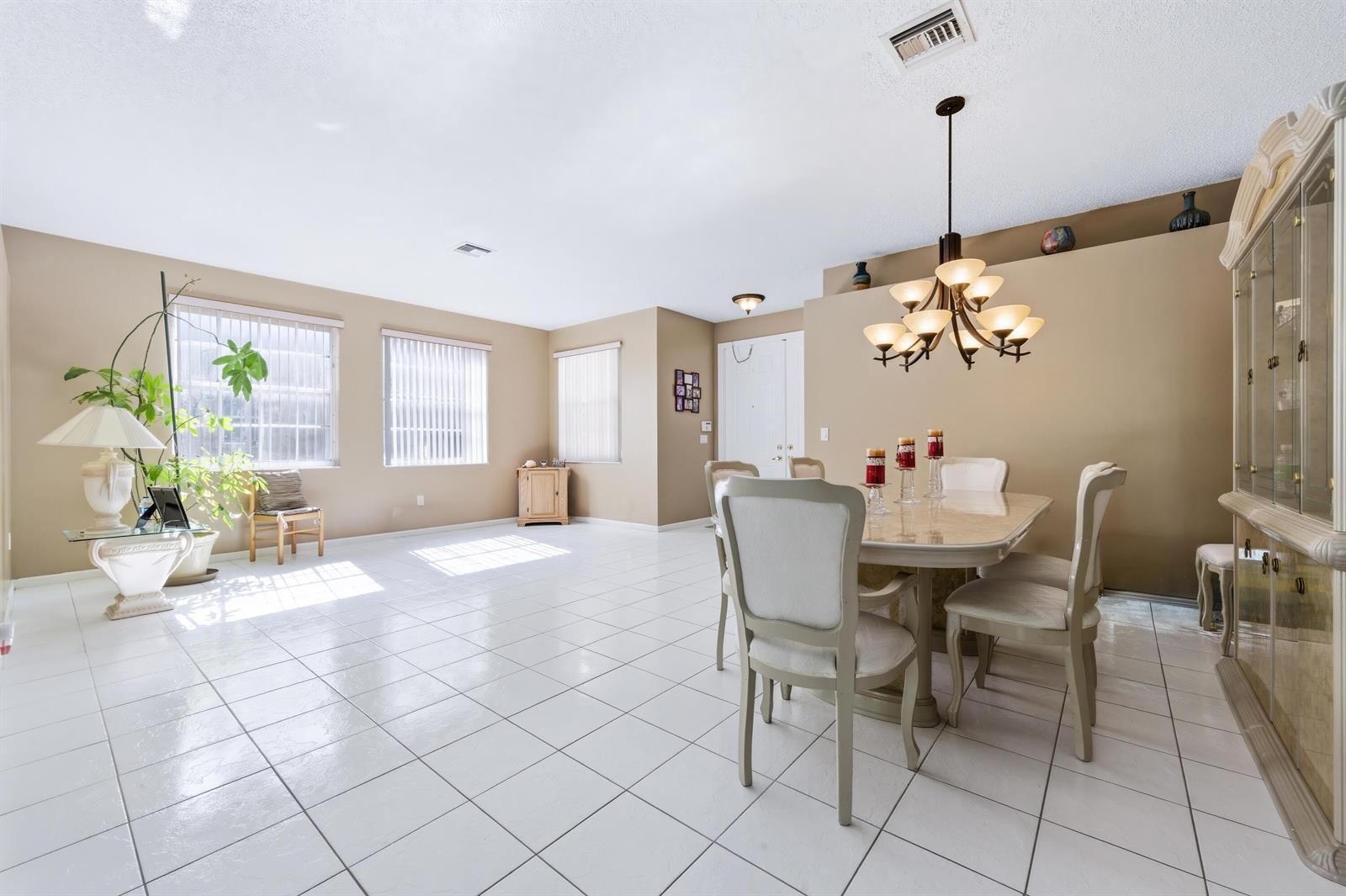 2430 WESTMONT Drive, Royal Palm Beach FL 33411 photo 4