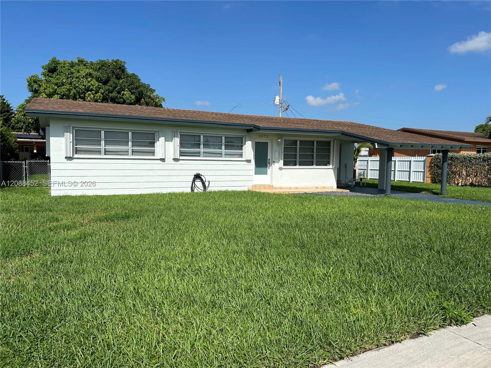5372 W 4th Ln, Hialeah FL 33012