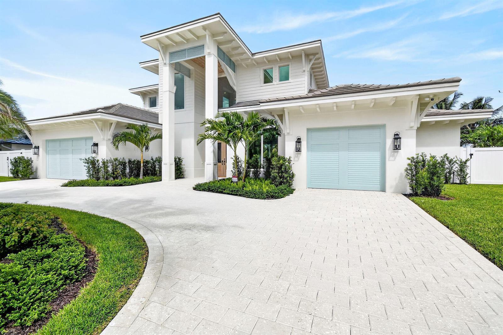 192 RIVER Drive, Tequesta FL 33469 photo 2