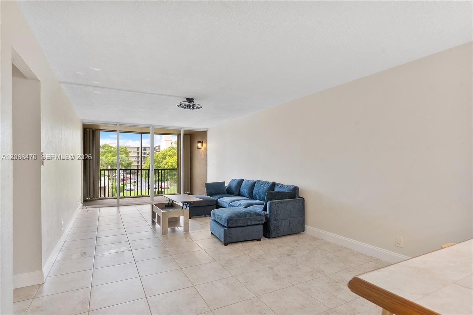 4 Royal Palm Way # 308, Boca Raton FL 33432 photo 2