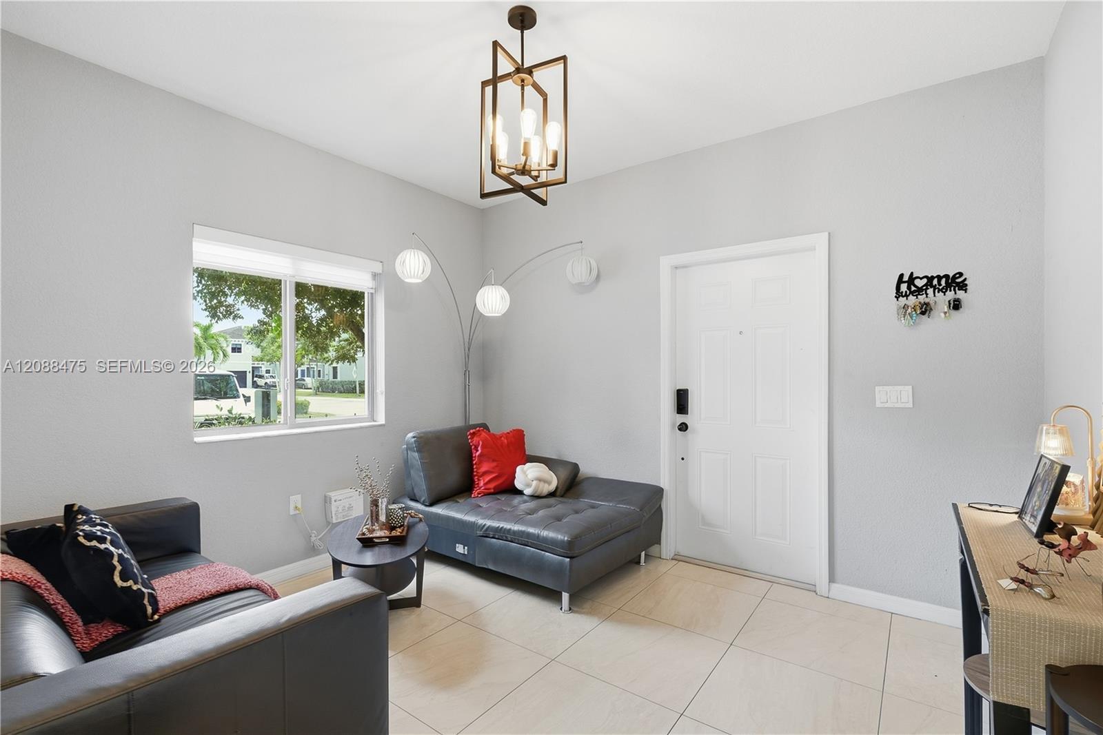 16335 SW 44th Ter, Miami FL 33185 photo 4