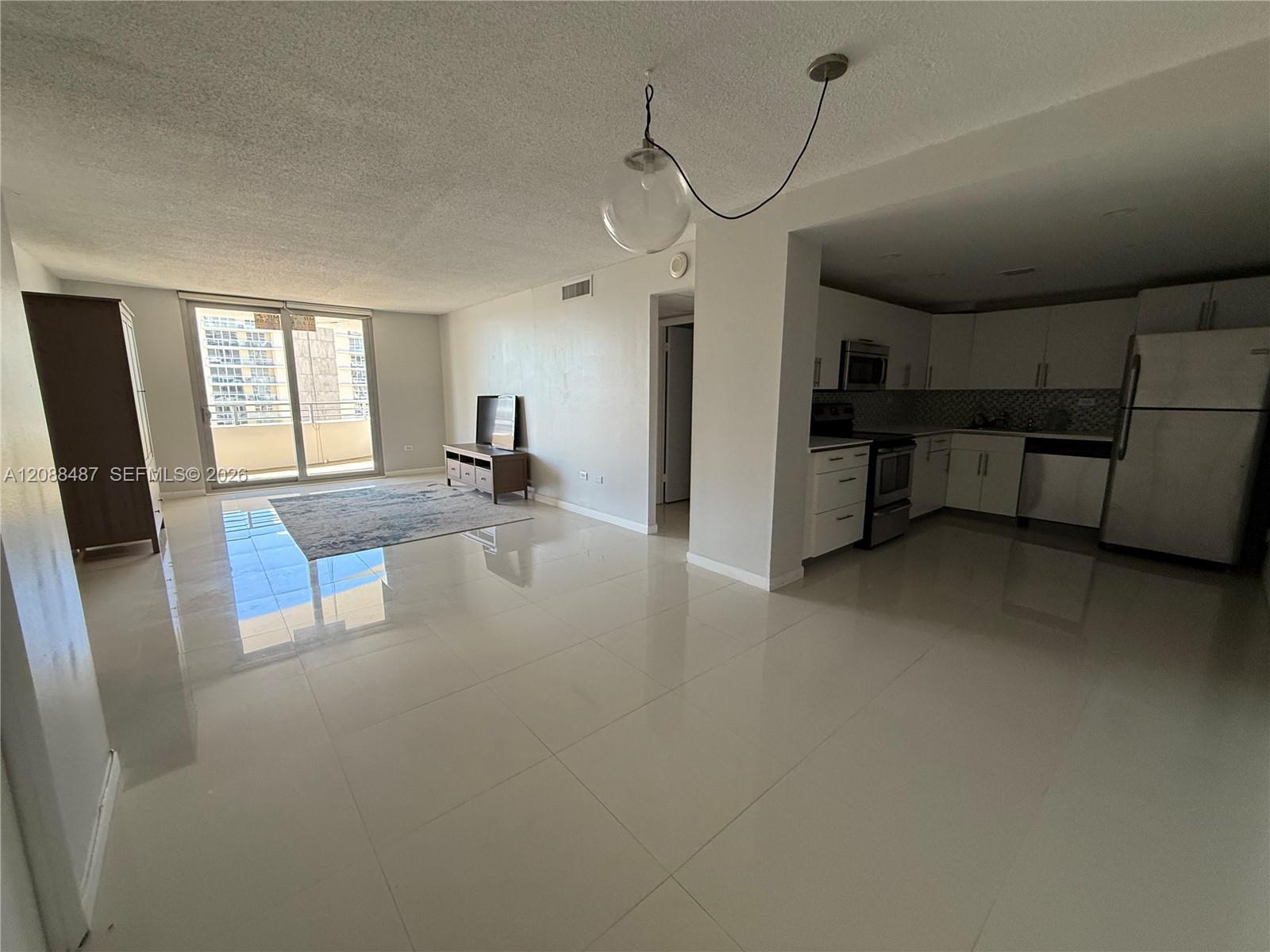 5555 Collins Ave # 12Z, Miami Beach FL 33140 photo 2