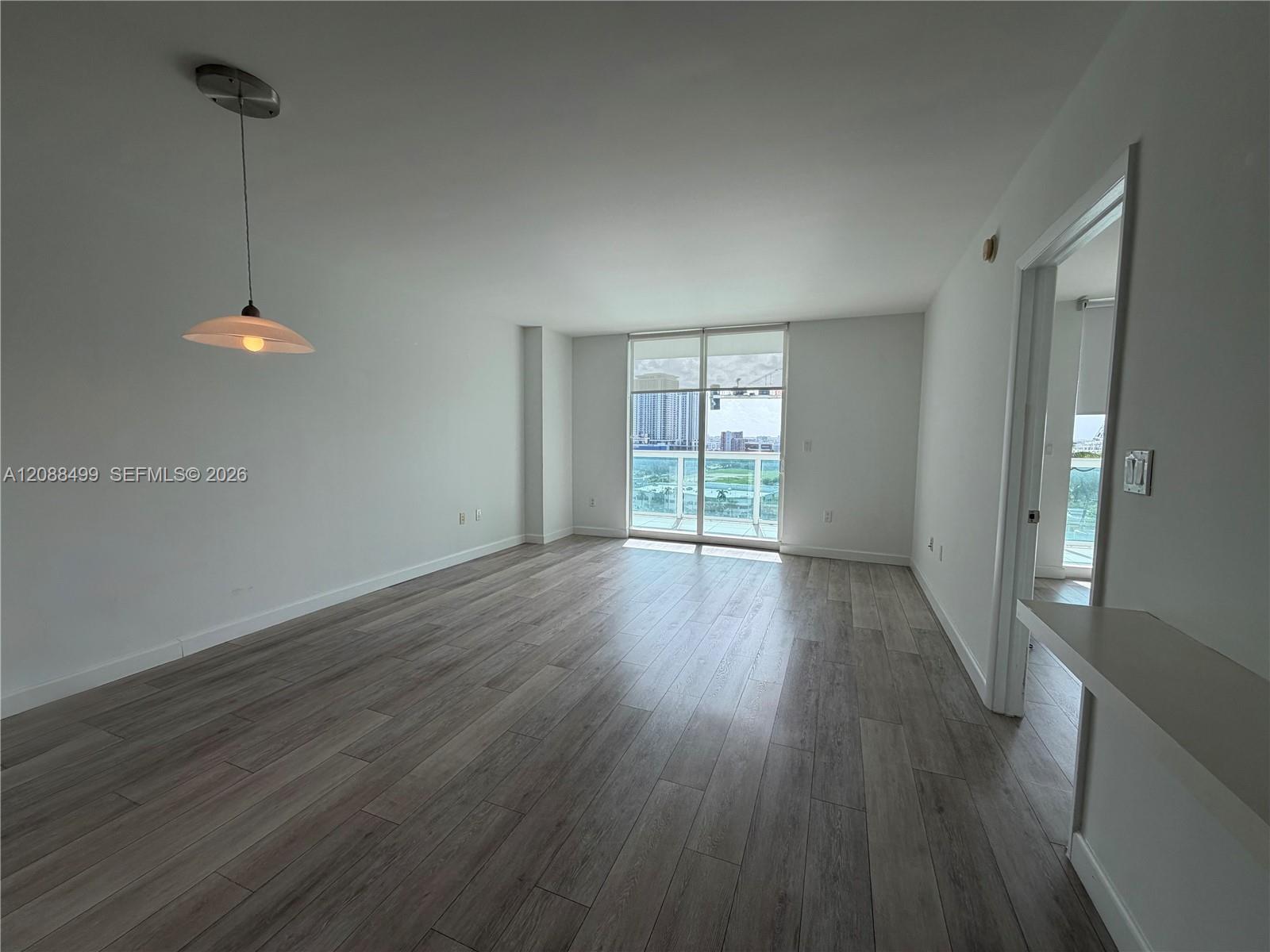 1800 N Bayshore Dr # 1608, Miami FL 33132 photo 3