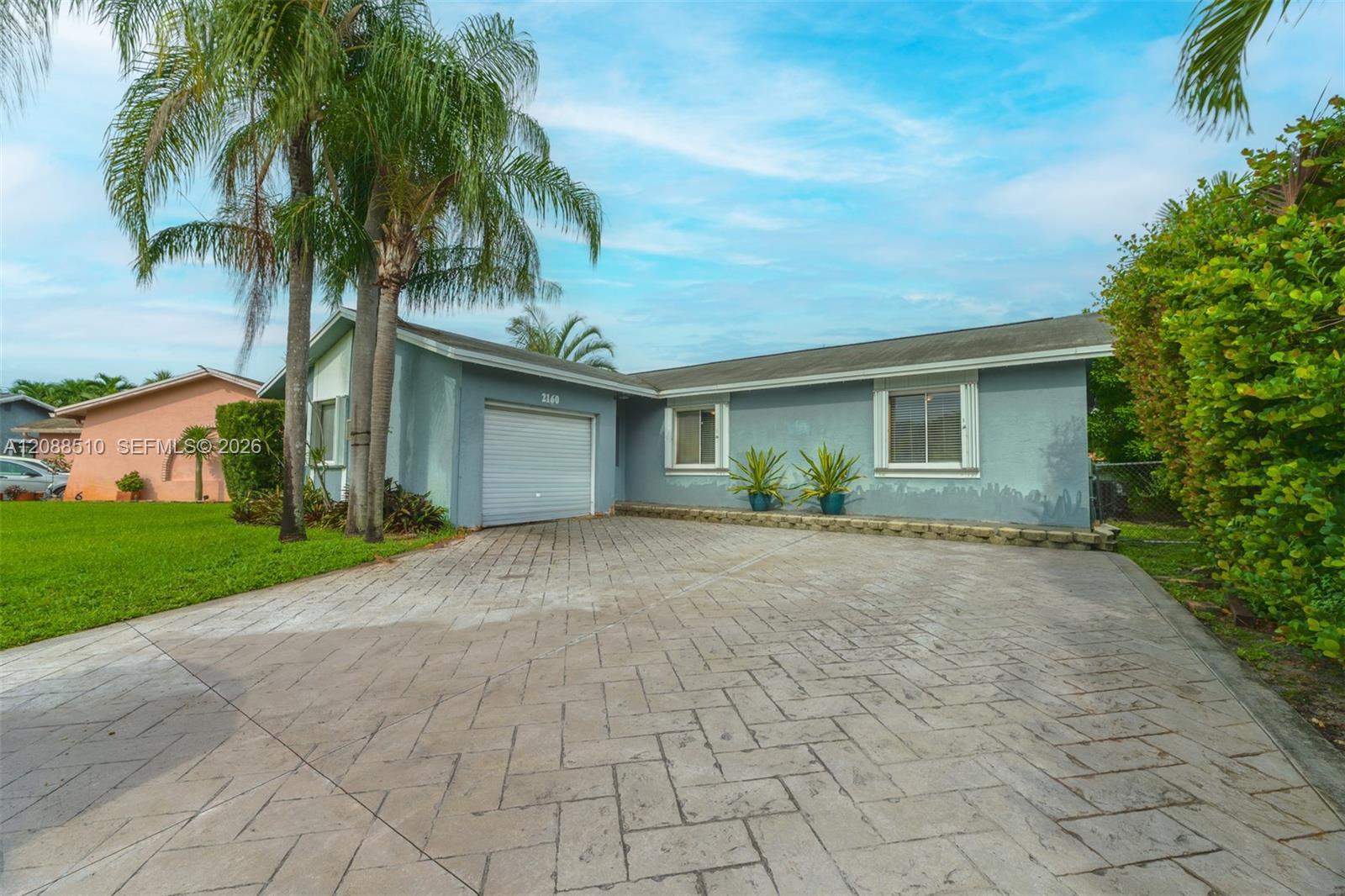 2160 NW 110th Ave, Sunrise FL 33322 photo 2